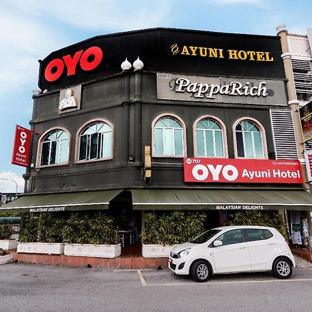 OYO 707 アユニ ホテル【Sanitized Stay】 バンギ エクステリア 写真
